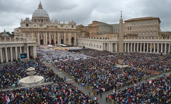 picture of st peter's square in rome
